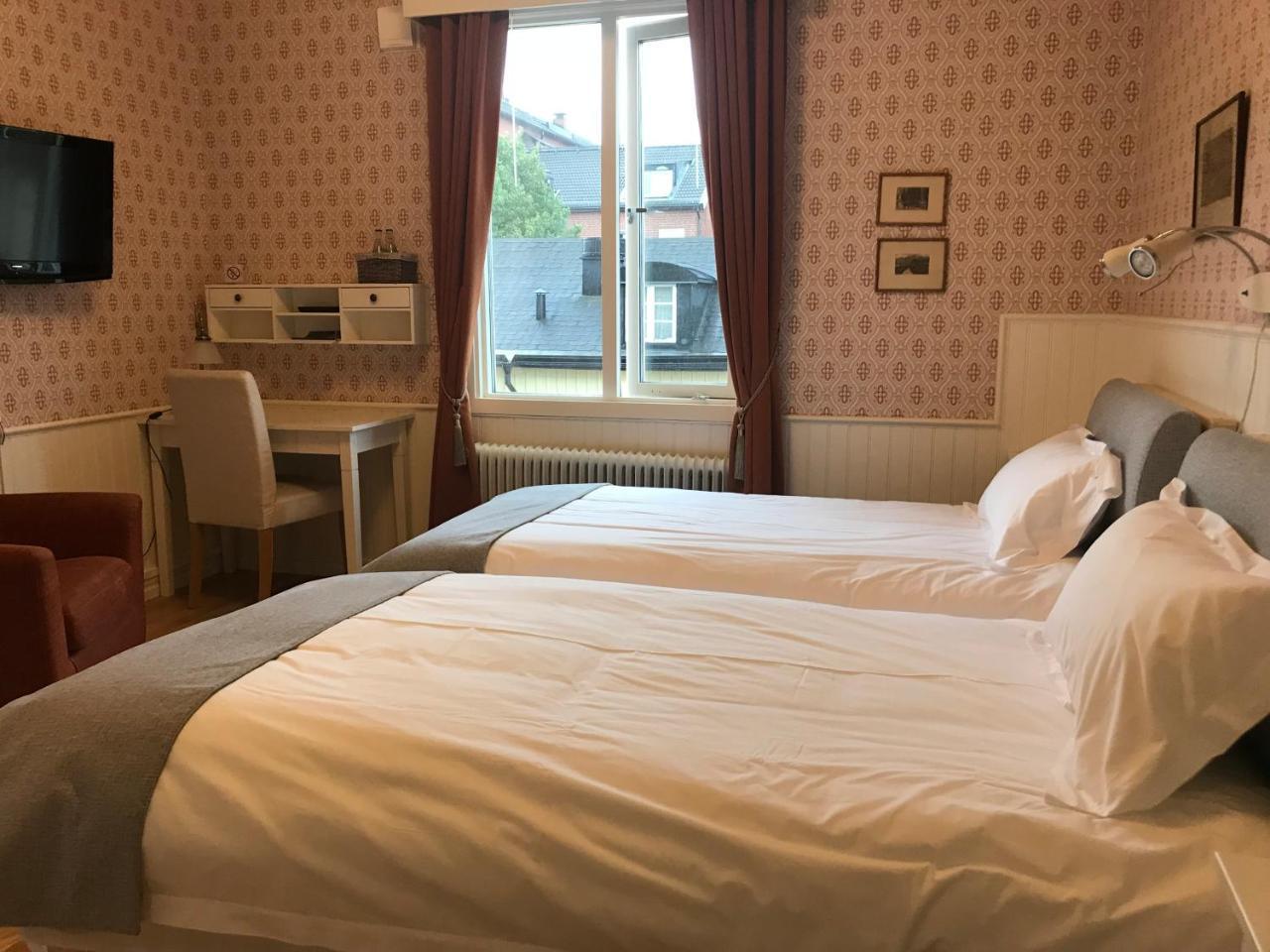 Hotell Ranten Falkoping Exterior photo